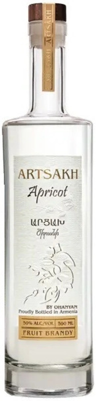 Водка Арцах Абрикосовая 0,5л
