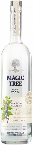 Водка Magic Tree Тутовая 0.5 л
